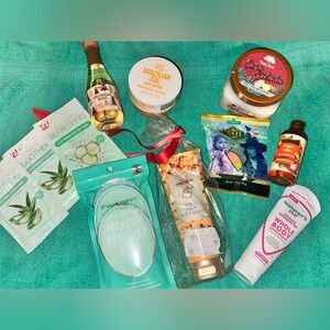 Lot of unused beauty/shower products